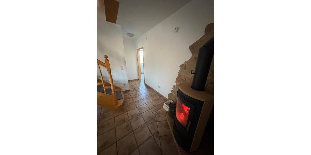 Mehrfamilienhaus, Wohnhaus Bad Salzungen - 6 Zimmer, 200 m&sup2;, 299.000&euro; | Angebot:26722742