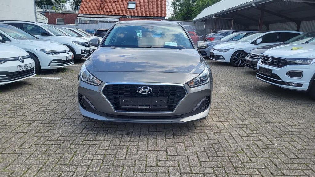 Hyundai i30 197.100 km 9.700 &euro; Ahaus 48683