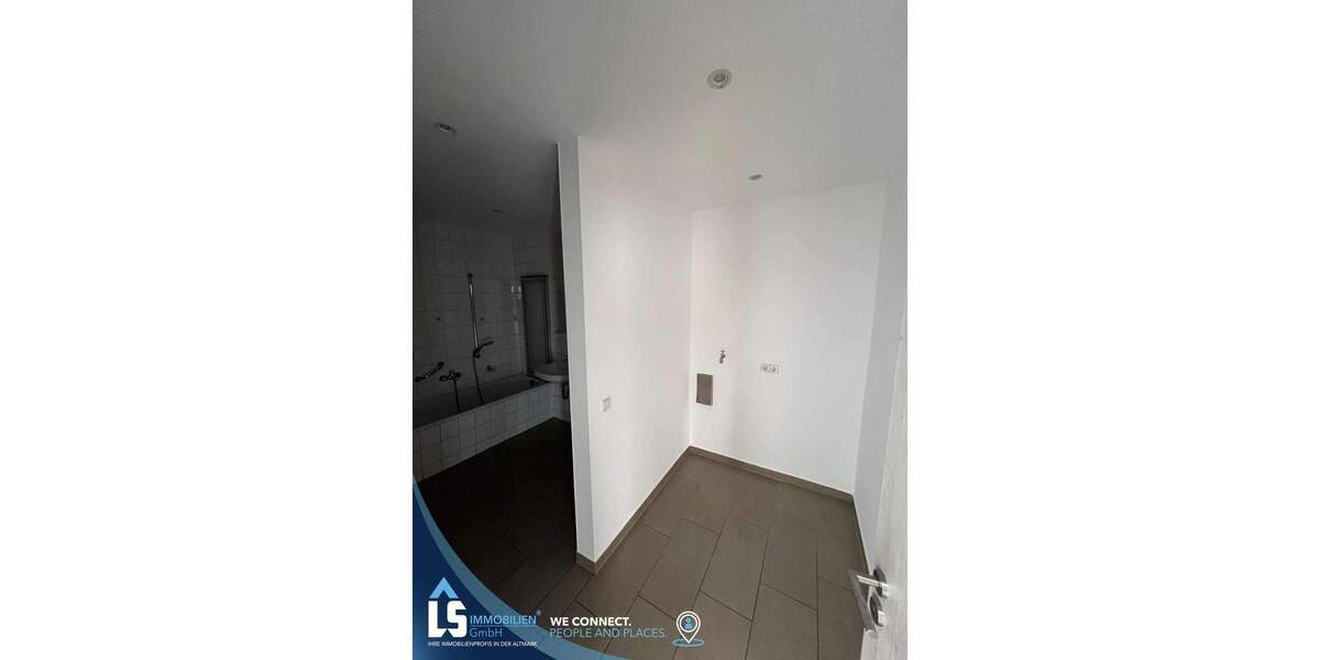 Etagenwohnung Dessau-Roßlau Roßlau - 4 Zimmer, 102 m&sup2;, 700&euro; | Angebot:25604810