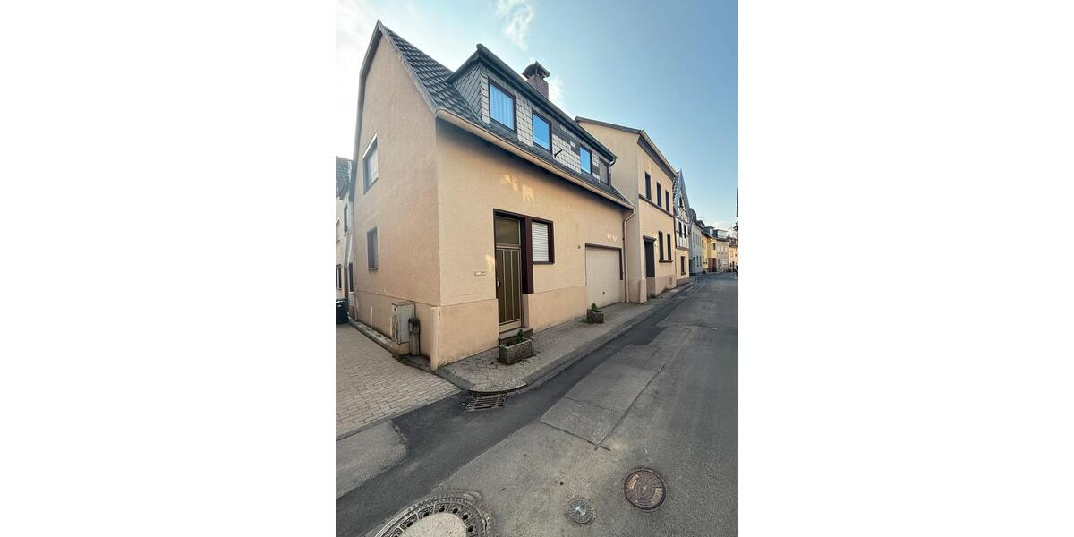 Charmante Doppel-Immobilie in Oberwinter am Rhein 7 zimmer