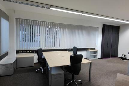 Großes Büro in produktiver Umgebung mit Glasfaser-Internet MwSt. zimmer