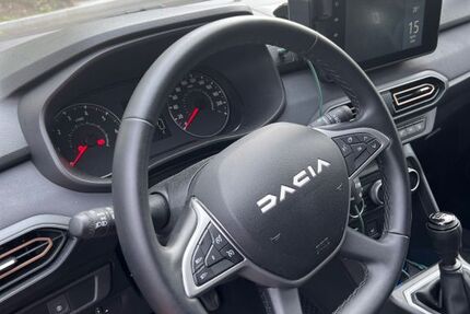 Dacia Jogger 11.000 km 21.500 &euro; Höchberg 97204