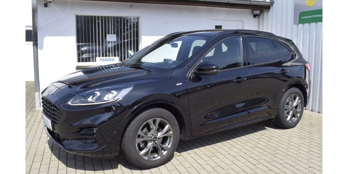 Ford Kuga 33.000 km 23.790 &euro; Radebeul 01445