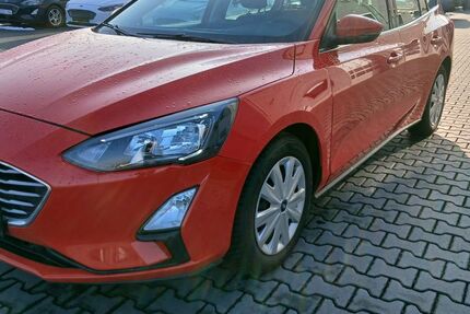 Ford Focus 94.692 km 12.980 &euro; Ingelheim 55218
