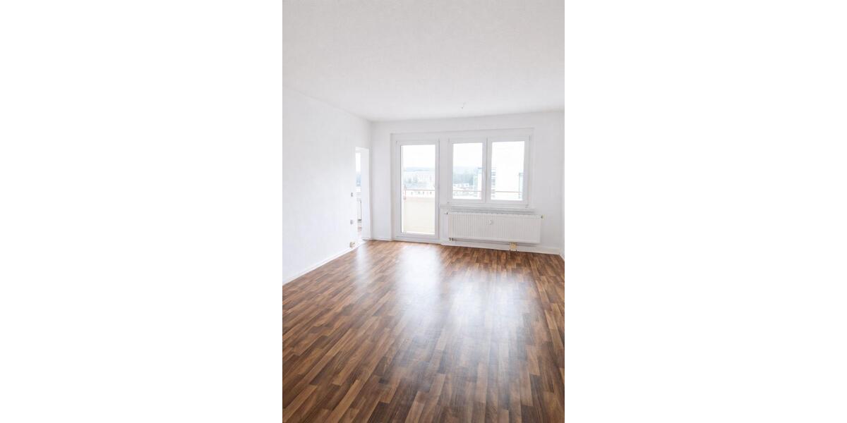 Etagenwohnung Kirchberg - 4 Zimmer, 77 m&sup2;, 430&euro; | Angebot:26193253