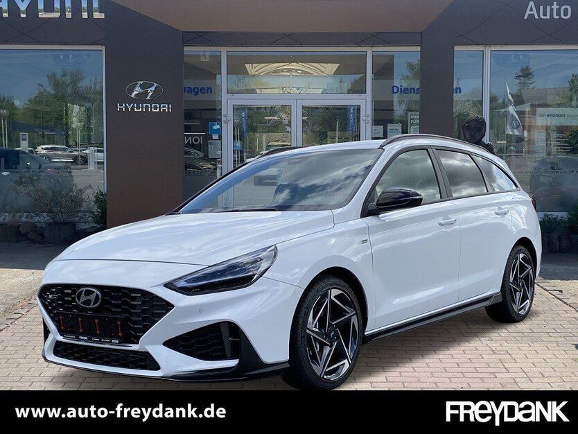 i30