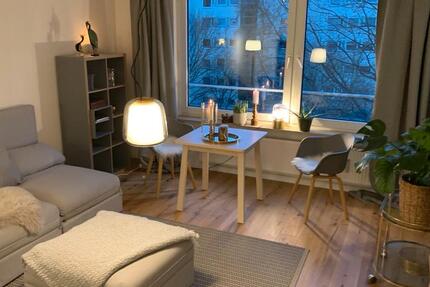 Lichtdurchflutete 2-Zimmer-Wohnung, Eichenparkett, Südwestbalkon 2 zimmer