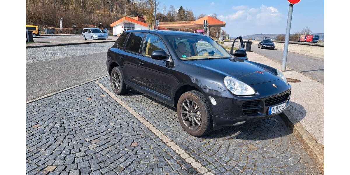 Porsche Cayenne 186.000 km 7.500 &euro; München 81249