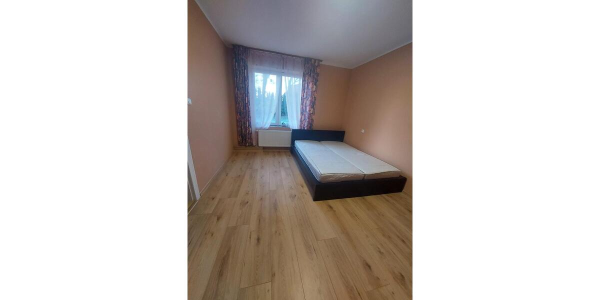 Möblierte Zimmer zu vermieten in Wohngemeinschaft 1 zimmer