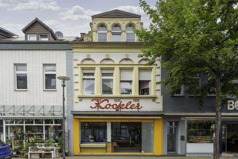 Haus zum Kaufen in Püttlingen 249.000 € 255 m²