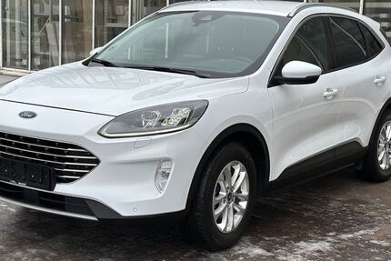 Ford Kuga 79.603 km 17.490 &euro; Berlin 12057