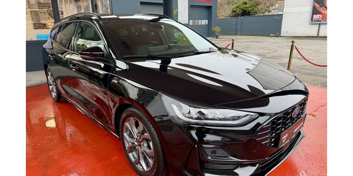 Ford Focus 61.950 km 16.999 &euro; Düsseldorf 40589