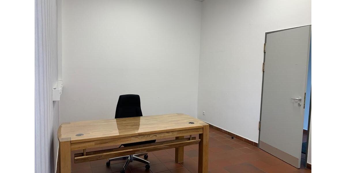 Büroräume Lagerräume zu vermieten Gewerbepark Nord West zimmer