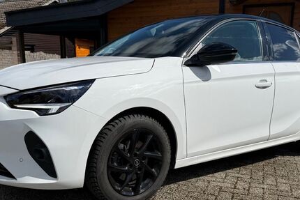 Opel Corsa 33.520 km 12.990 &euro; Allendorf/ Eder 35108
