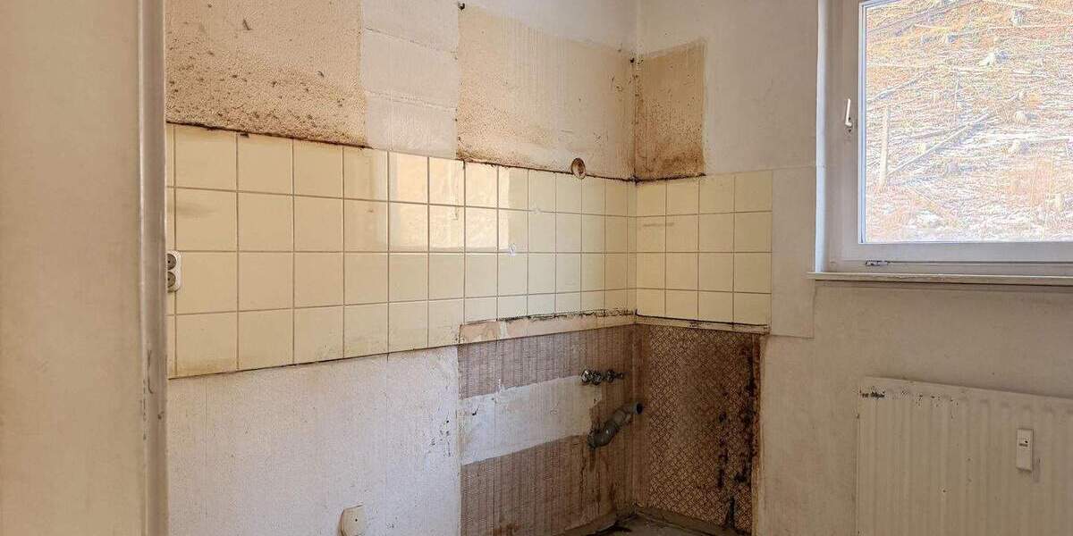 Etagenwohnung mit eigener Garage und Blick ins Grüne 2 zimmer