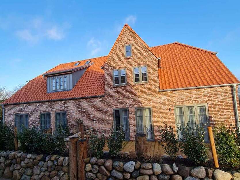 Haus zum Kaufen in Husum OT Schobüll 845.000 € 135.81 m²