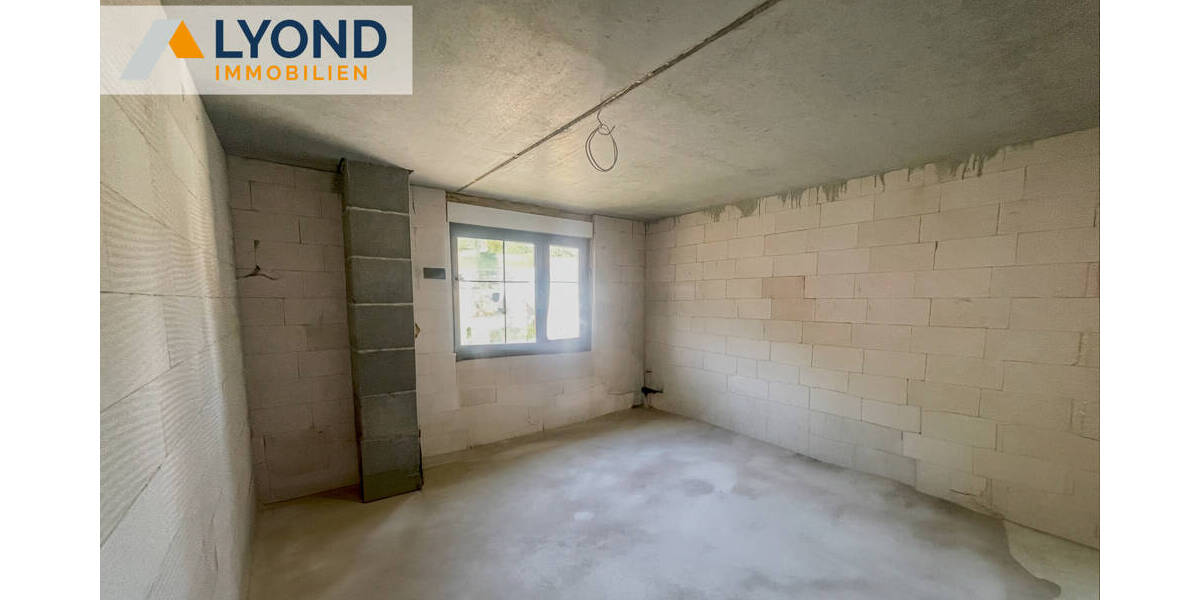 Einfamilienhaus Brotterode- Trusetal Trusetal - 5 Zimmer, 208 m&sup2;, 105.000&euro; | Angebot:25773071