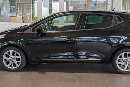 Renault Clio 92.522 km 9.890 &euro; Achim Bierden 28832