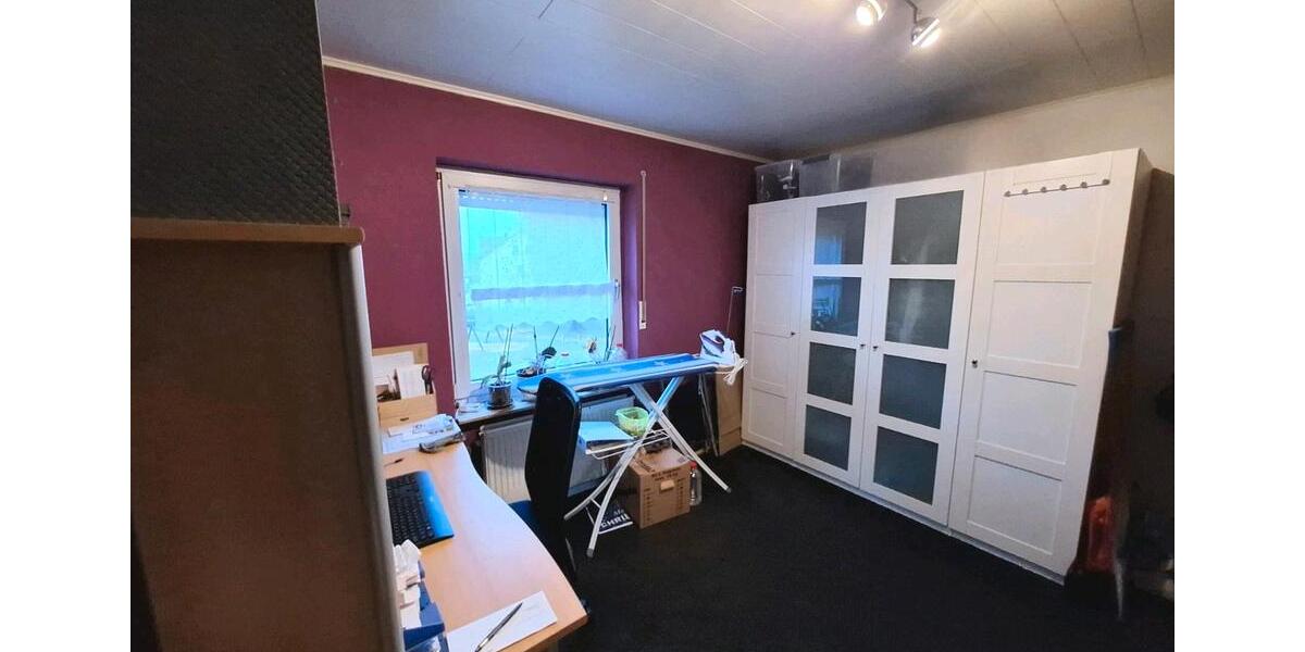 Dachgeschoßwohnung Bad Pyrmont - 3 Zimmer, 79 m&sup2;, 139.000&euro; | Angebot:26227935