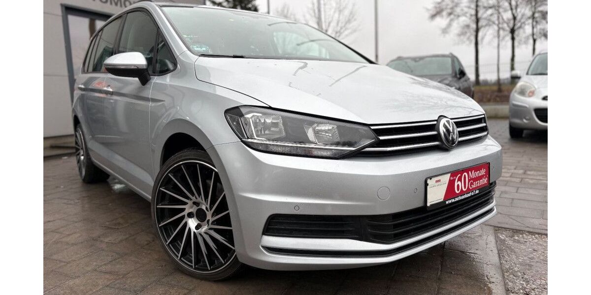 VW Touran 63.875 km 20.999 &euro; Isernhagen OT Altwarmbüchen bei Hannover A2/A7 30916