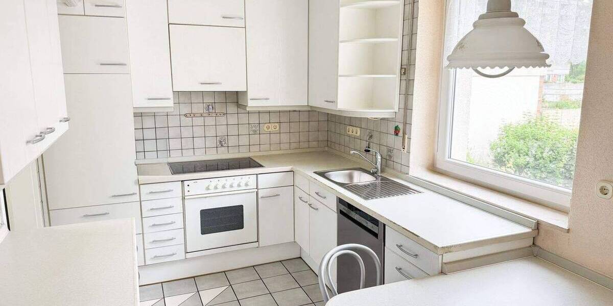 Etagenwohnung Kassel Wolfsanger/Hasenhecke - 3 Zimmer, 148 m&sup2;, 225.000&euro; | Angebot:26908868