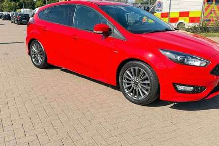 Ford Focus 175.623 km 7.499 &euro; Hannover 30179