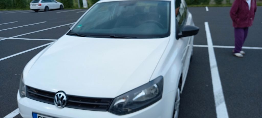 VW Polo 93.000 km 6.400 &euro; Selb 95100