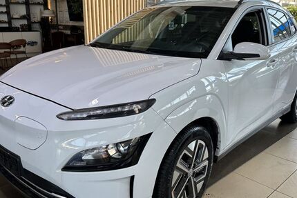 Hyundai KONA 40.684 km 16.340 € Eitorf 53783