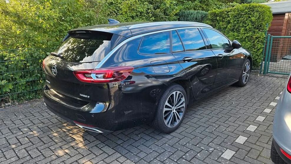 Opel Insignia 91.000 km 18.000 € Bonn 53177