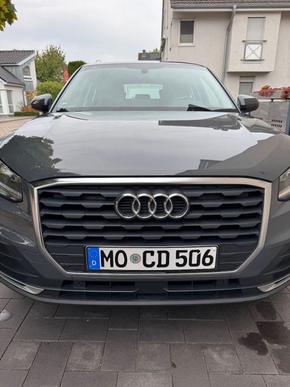 Audi Q2 68.000 km 14.990 € Moers 47445