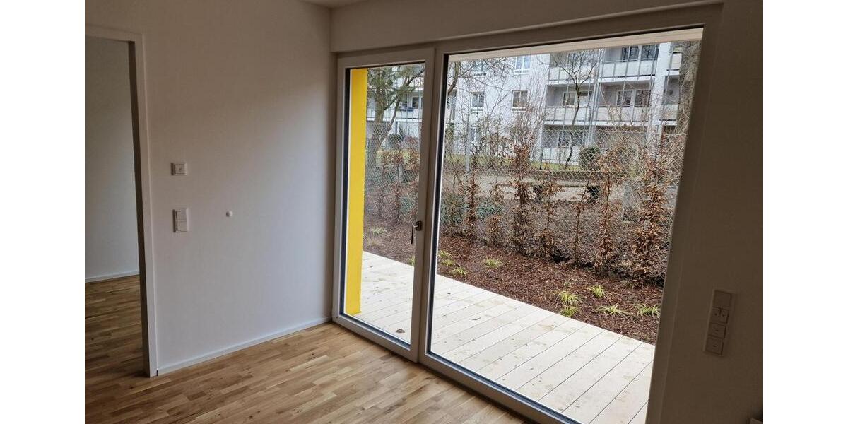Erdgeschoßwohnung Augsburg Bärenkeller - 2 Zimmer, 73 m&sup2;, 990&euro; | Angebot:24976527