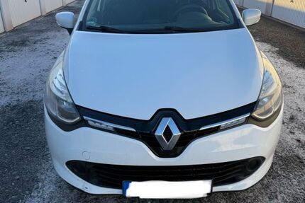 Renault Clio 128.000 km 6.500 &euro; Rudolstadt 07407