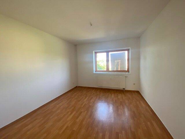 Etagenwohnung Reichenbach - 2 Zimmer, 60 m&sup2;, 385&euro; | Angebot:26512985