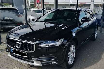 Volvo V90 139.000 km 44.390 &euro; Drebber 49457