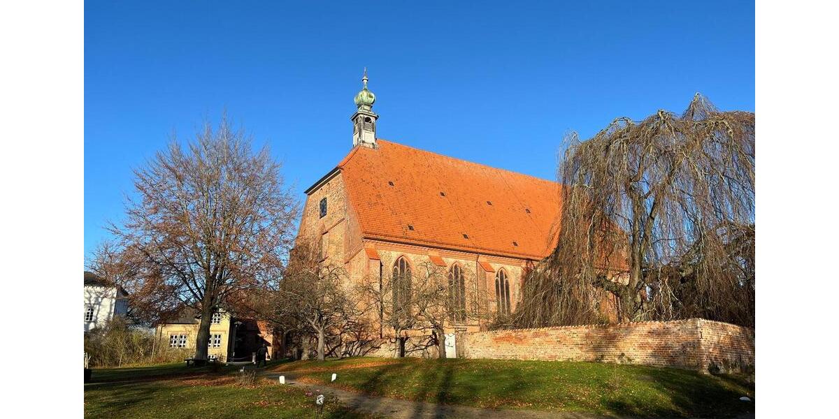 Etagenwohnung Preetz - 2.5 Zimmer, 95 m&sup2;, 1.100&euro; | Angebot:25428838