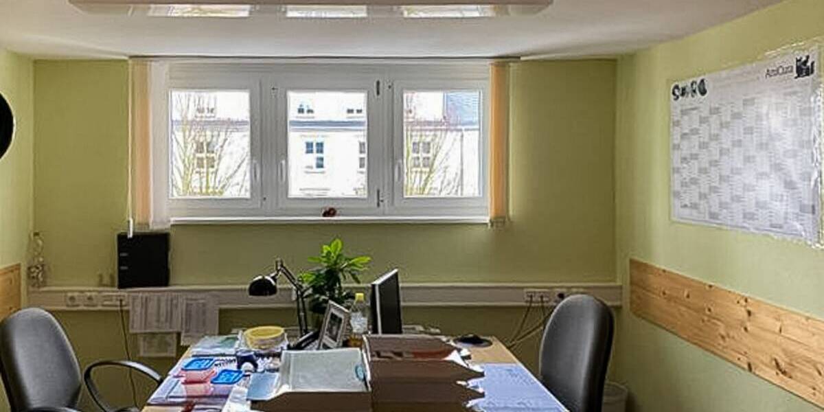 Moderne Gewerbefläche (BüroPraxis) im Ärztehaus Zschopau - 476 m² mit Außenstellplätzen zur Miete! 3 zimmer