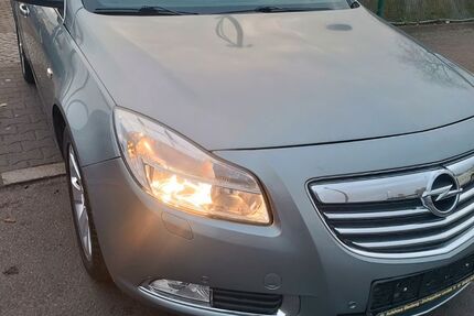 Opel Insignia 185.000 km 4.690 &euro; Berlin 13597