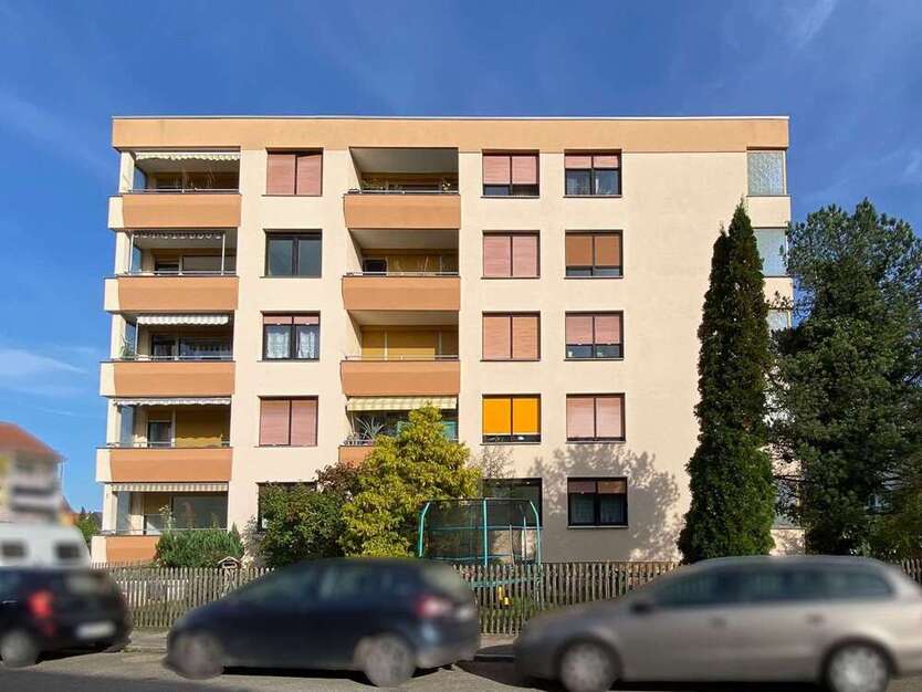 Wohnung zum Kaufen in Nürnberg 229.000 € 76 m²