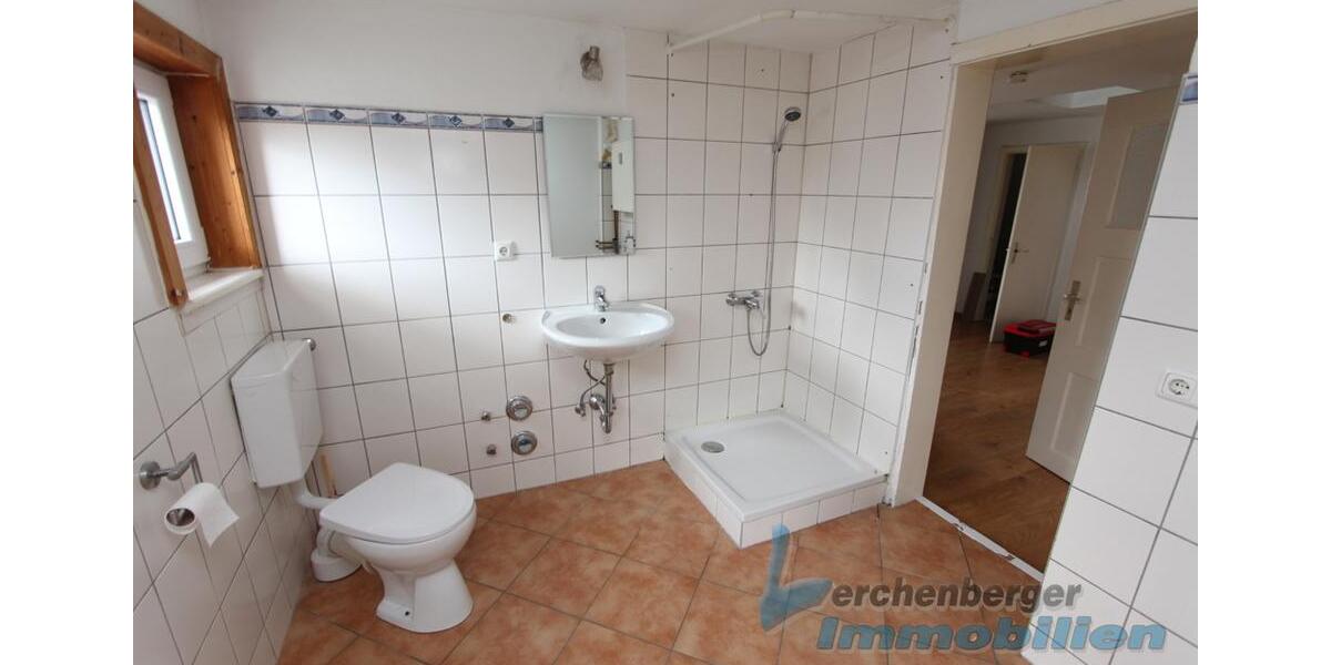 Dachgeschoßwohnung Plattling - 2 Zimmer, 80 m&sup2;, 650&euro; | Angebot:26424662