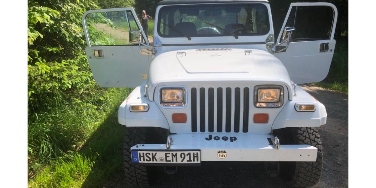Jeep Wrangler 200.000 km 16.999 &euro; Medebach 59964