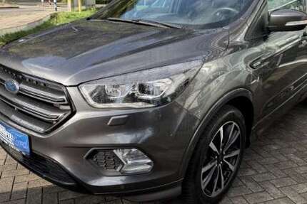 Ford Kuga 157.253 km 12.450 € Essen-Kettwig 45219