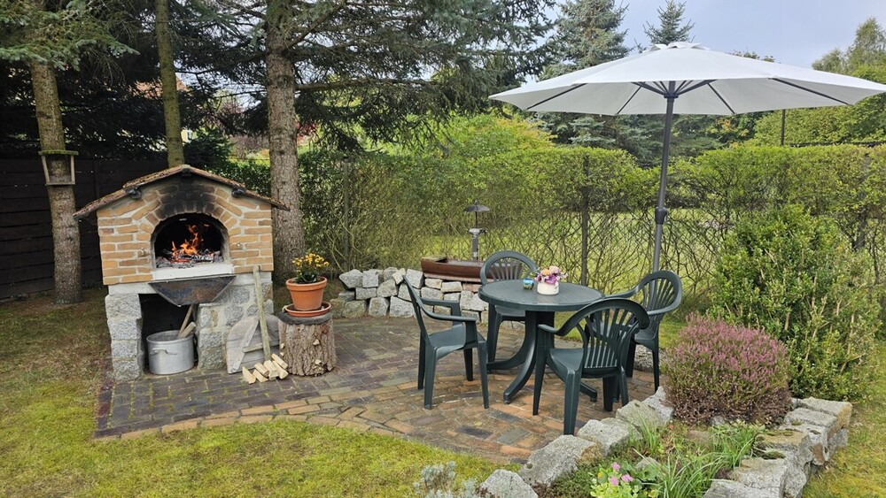 HORN IMMOBILIEN ++ kleines Paradies in landschaftlich reizvoller Lage bei Fürstenberg (Havel) - Ferienhaus Wokuhl-Dabelow / Carolinenhof Carolinenhof | Angebot:27253552