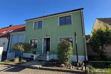 Haus Wiesenburg/Mark Medewitz - 6 Zimmer, 162 m&sup2;, 185.000&euro; | Angebot:25696629