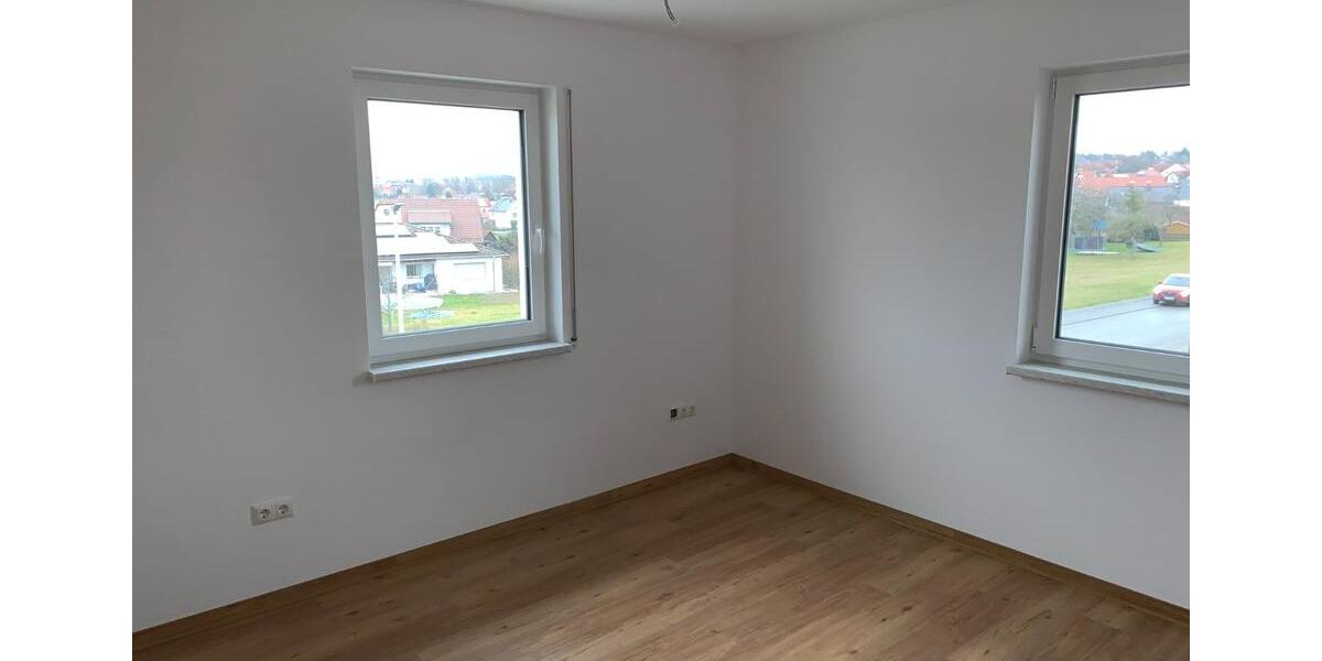 Etagenwohnung Bad Rodach - 4 Zimmer, 136 m&sup2;, 1.280&euro; | Angebot:24756986