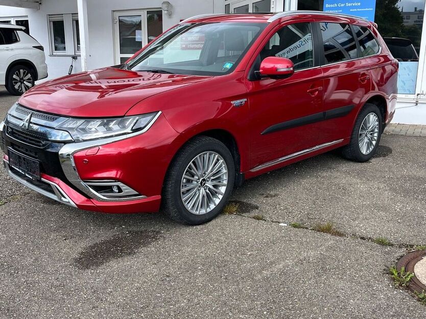 Plug-in Hybrid Outlander