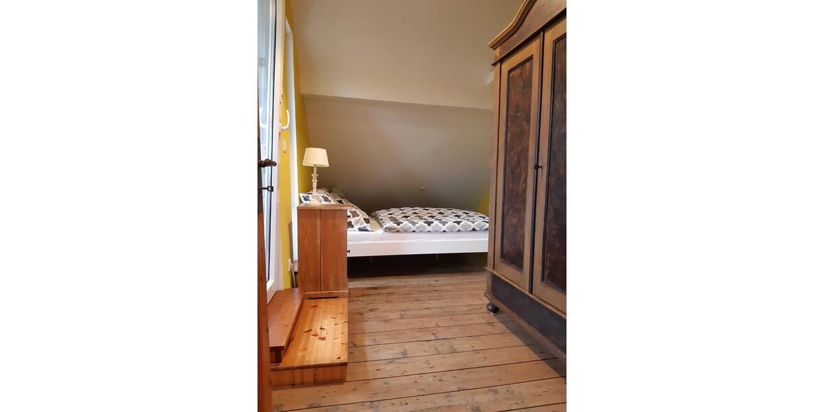 Dachgeschoßwohnung Emden - 2 Zimmer, 70 m&sup2;, 700&euro; | Angebot:26358217