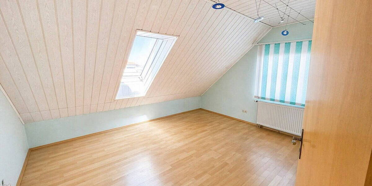 Einfamilienhaus Langenzenn - 6 Zimmer, 105 m&sup2;, 650.000&euro; | Angebot:26343951