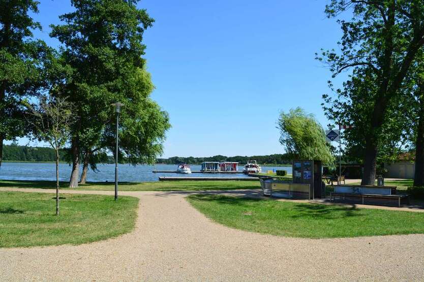 Wohnung zum Mieten in FürstenbergHavel 580 € 73.97 m² 2 zimmer