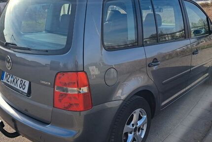 VW Touran 153.000 km 2.900 &euro; Mainz 55120