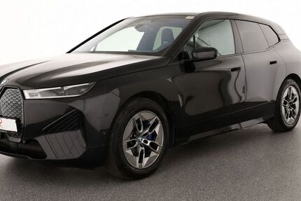 BMW iX 24.092 km 40.880 &euro; Berlin 12103